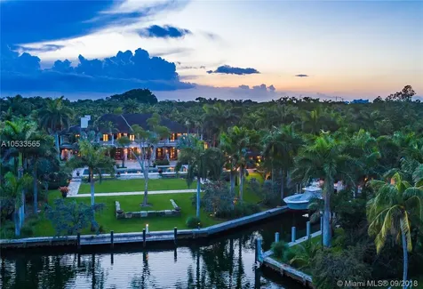 700 Casuarina Concourse Coral Gables FL 33143