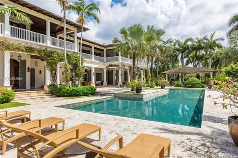 700 Casuarina Concourse Coral Gables FL 33143