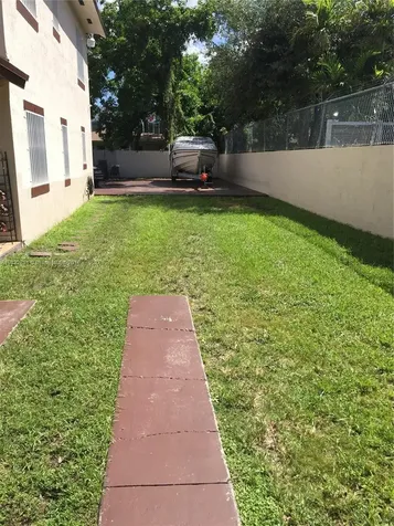 160 NW 27th Street Miami FL 33127