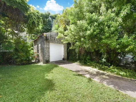 902 S Greenway Drive Coral Gables FL 33134