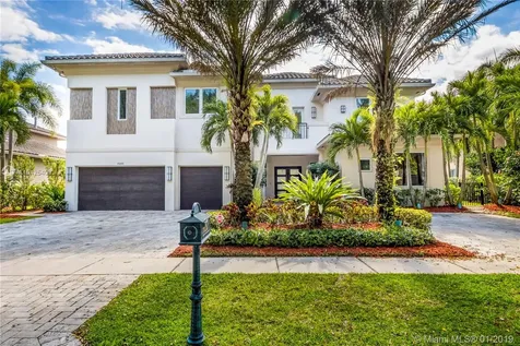 10220 Sweet Bay Street Plantation FL 33324