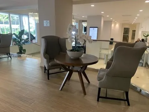 100 Lincoln Road Miami Beach FL 33139