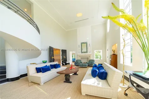 6332 Alton Road Miami Beach FL 33141