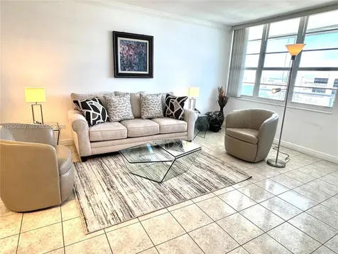 100 Lincoln Road Miami Beach FL 33139