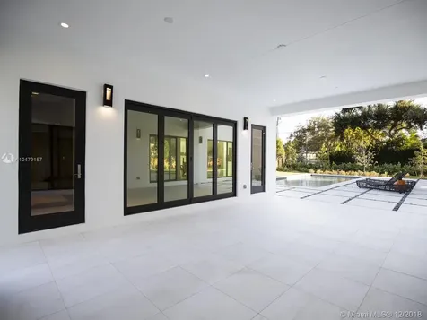9139 SW 69th Court Pinecrest FL 33156