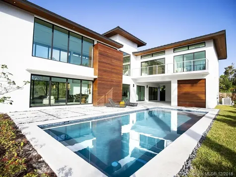 9139 SW 69th Court Pinecrest FL 33156