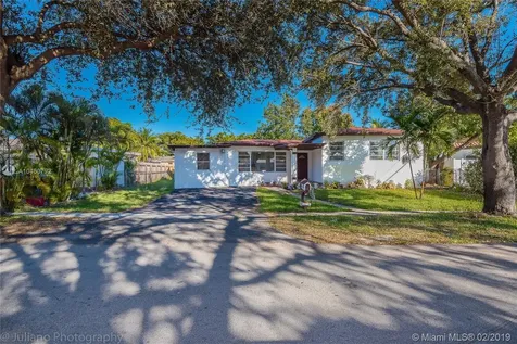 12525 NE Miami Place North Miami FL 33161