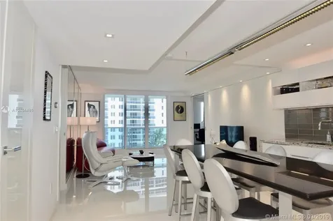 2301 Collins Avenue Miami Beach FL 33139