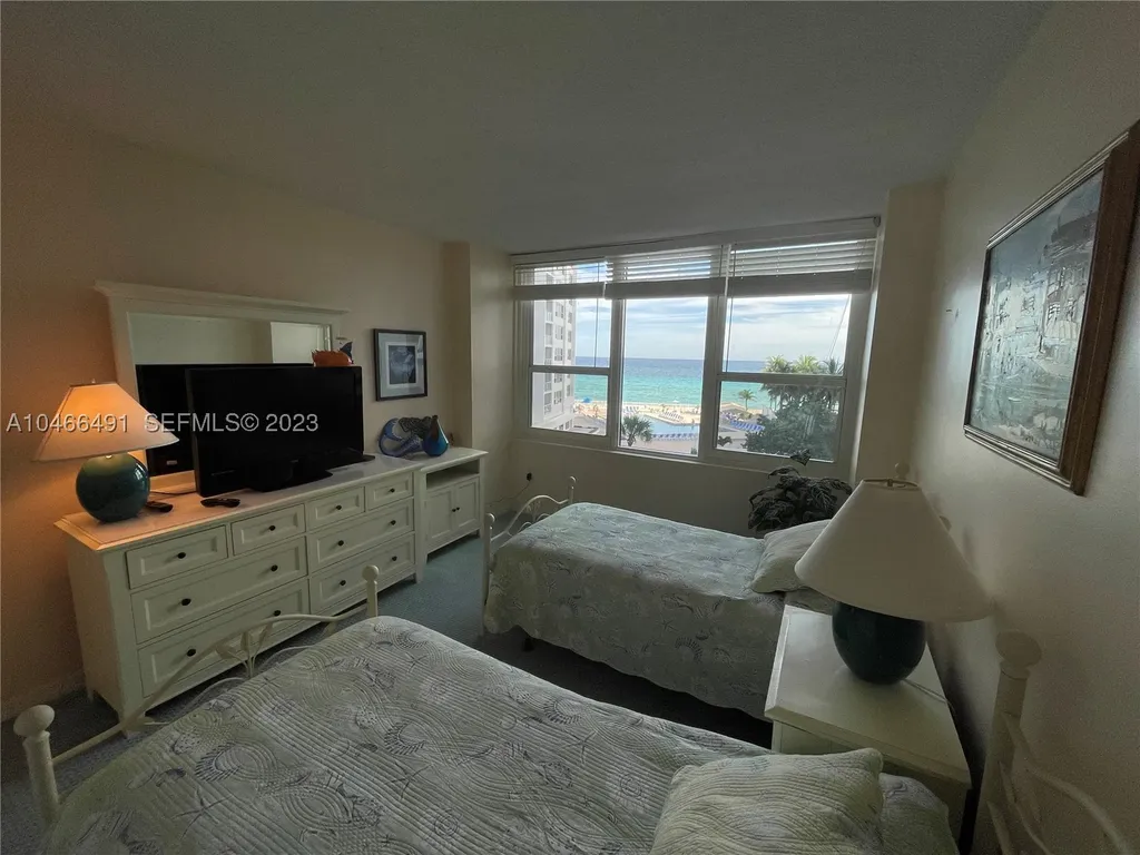 3505 S Ocean Drive Hollywood FL 33019