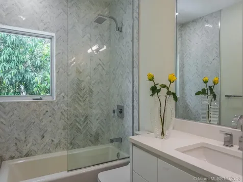 620 NE 52nd Street Miami FL 33137