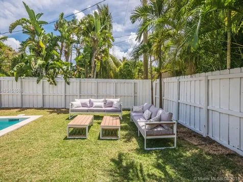 620 NE 52nd Street Miami FL 33137