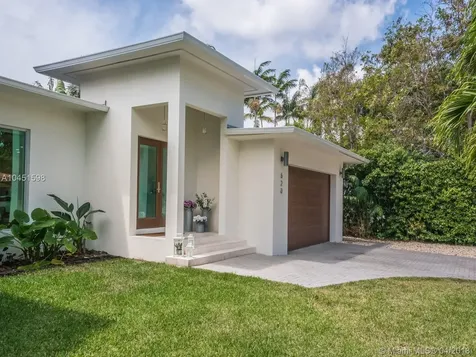620 NE 52nd Street Miami FL 33137