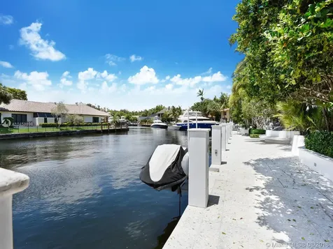 11 Bay Colony Lane Fort Lauderdale FL 33308