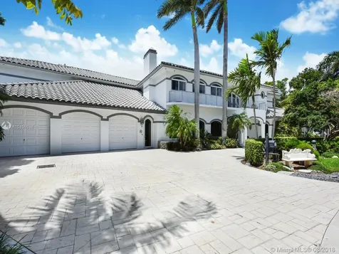 11 Bay Colony Lane Fort Lauderdale FL 33308