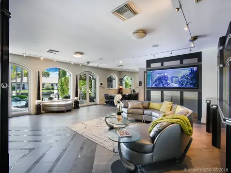 11 Bay Colony Lane Fort Lauderdale FL 33308