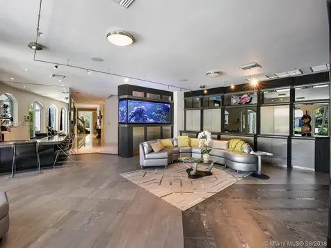 11 Bay Colony Lane Fort Lauderdale FL 33308