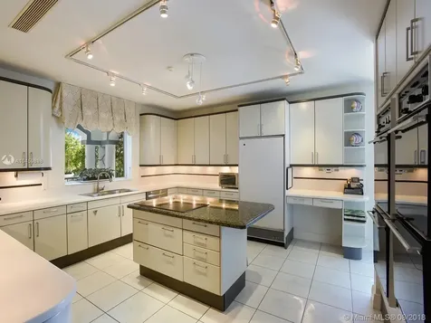 11 Bay Colony Lane Fort Lauderdale FL 33308