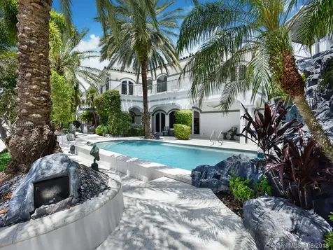 11 Bay Colony Lane Fort Lauderdale FL 33308