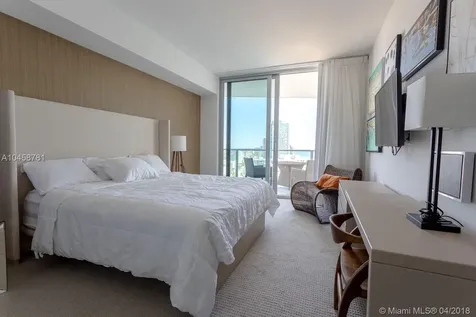 4111 S Ocean Drive Hollywood FL 33019