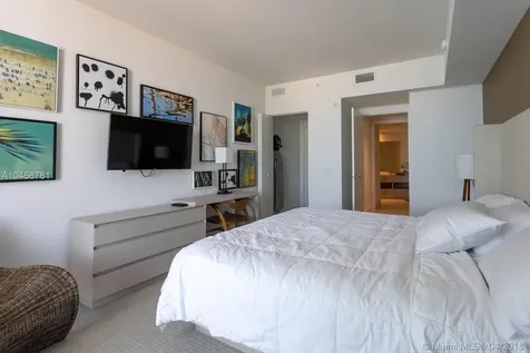 4111 S Ocean Drive Hollywood FL 33019