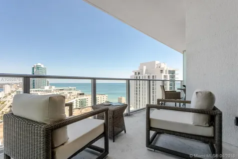 4111 S Ocean Drive Hollywood FL 33019