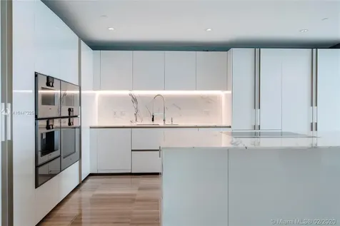 10203 Collins Avenue Bal Harbour FL 33154