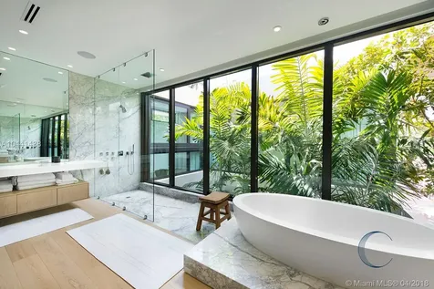 2300 Sunset Drive Miami Beach FL 33140