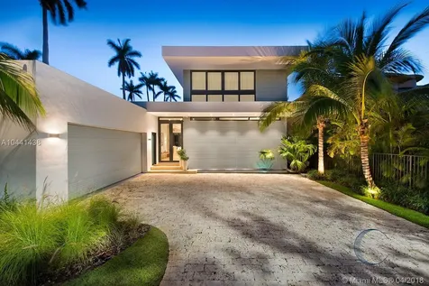 2300 Sunset Drive Miami Beach FL 33140