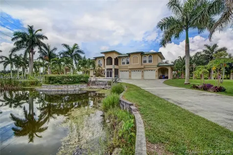 19000 SW 57th Court Southwest Ranches FL 33332