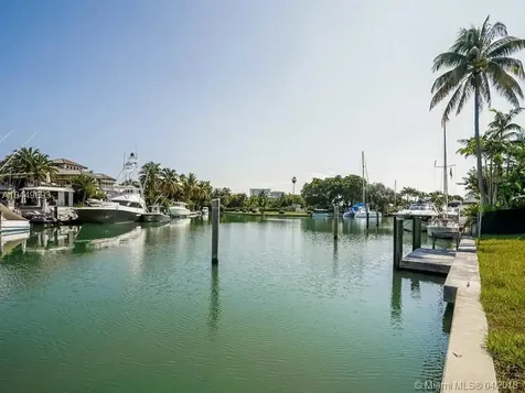 881 Harbor Drive Key Biscayne FL 33149