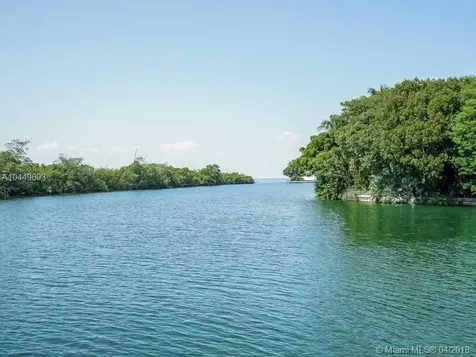 881 Harbor Drive Key Biscayne FL 33149