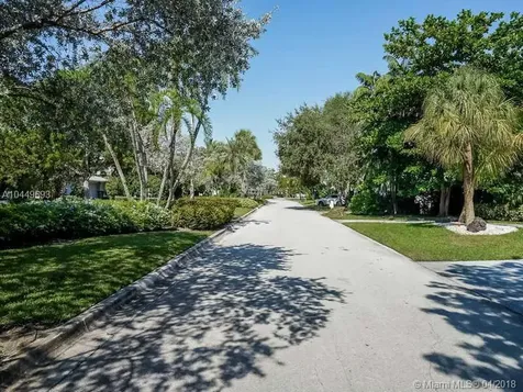 881 Harbor Drive Key Biscayne FL 33149