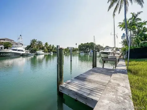 881 Harbor Drive Key Biscayne FL 33149