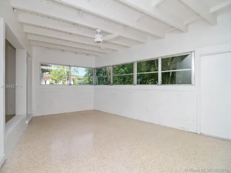 1550 N View Drive Miami Beach FL 33140