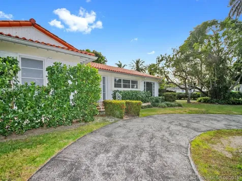 1550 N View Drive Miami Beach FL 33140