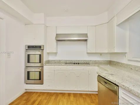 1550 N View Drive Miami Beach FL 33140