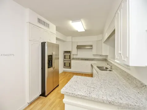 1550 N View Drive Miami Beach FL 33140