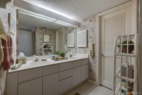87851 Old Highway Other City - Keys/Islands/Caribbean FL 33036