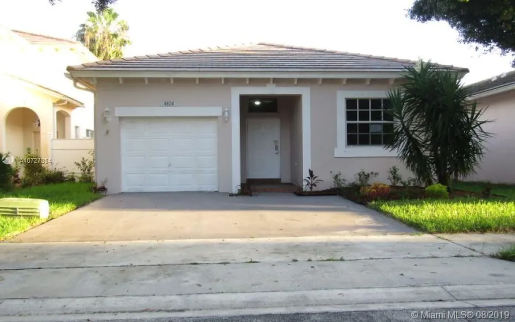 4824 NW 19th Street Coconut Creek FL 33063