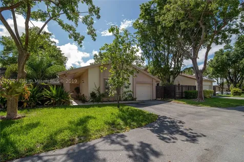 10915 SW 135th Ct Circle Miami FL 33186