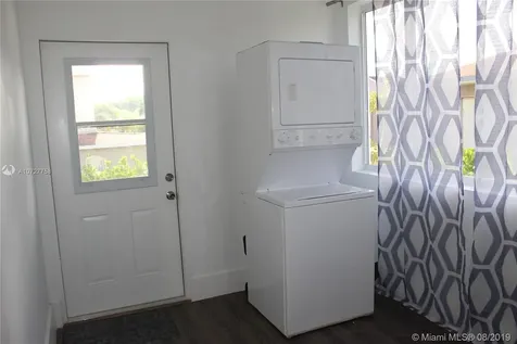 1114 SW 11th Avenue Miami FL 33129