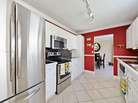 9760 SW 220th Street Cutler Bay FL 33190