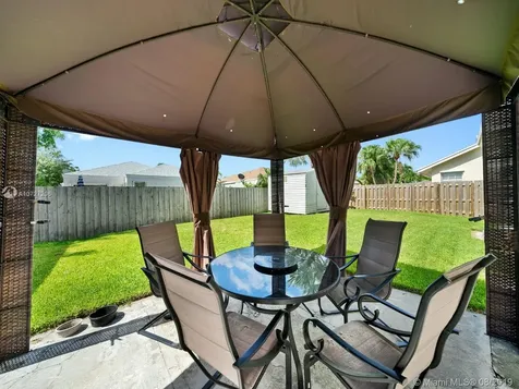9760 SW 220th Street Cutler Bay FL 33190