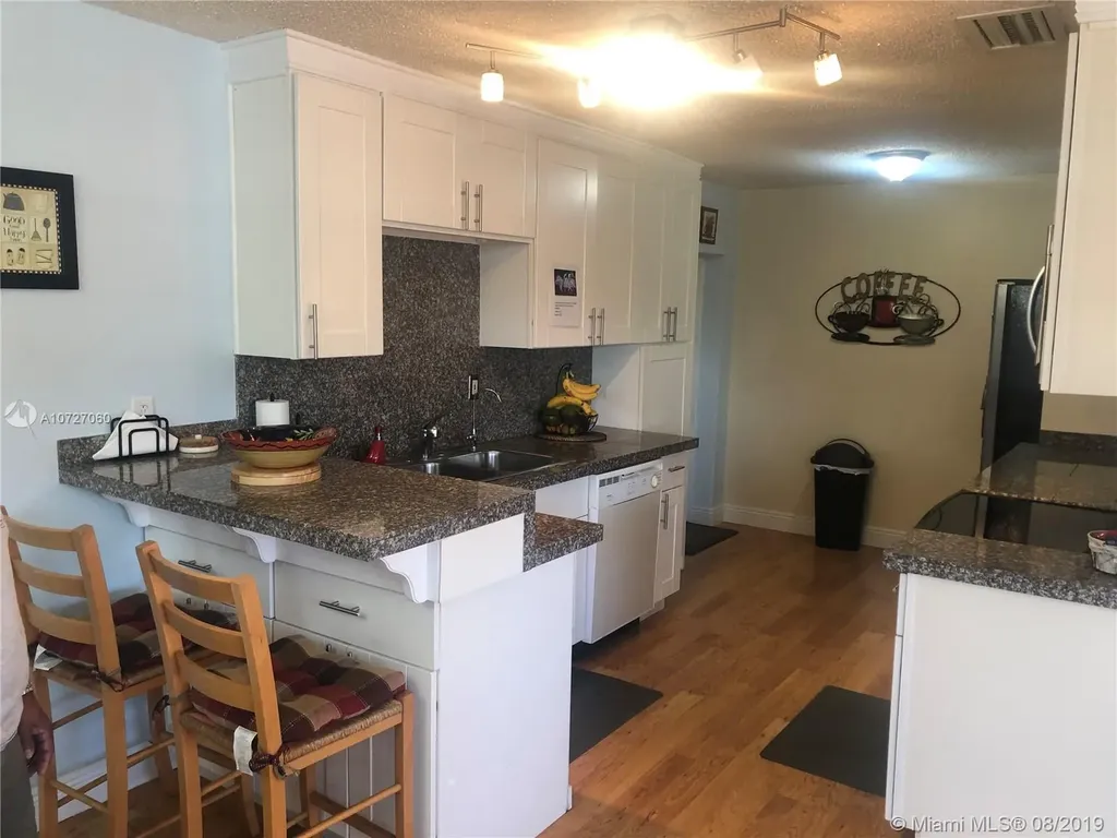 11605 SW 184th Street Miami FL 33157