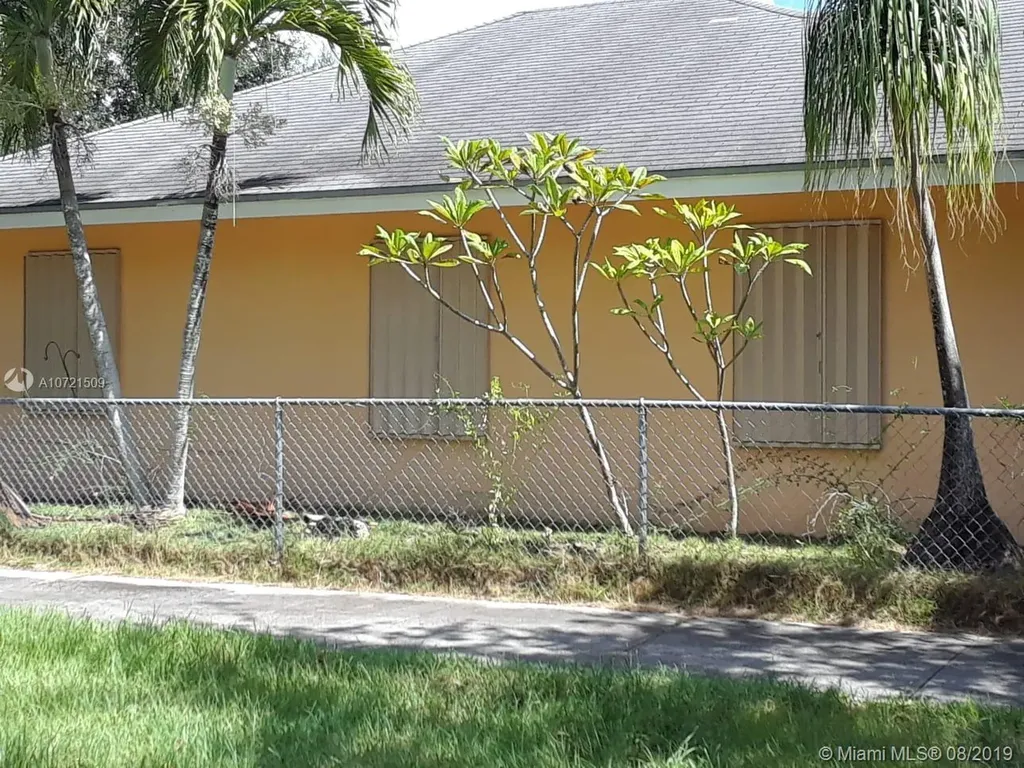 24528 SW 130th Court Homestead FL 33032