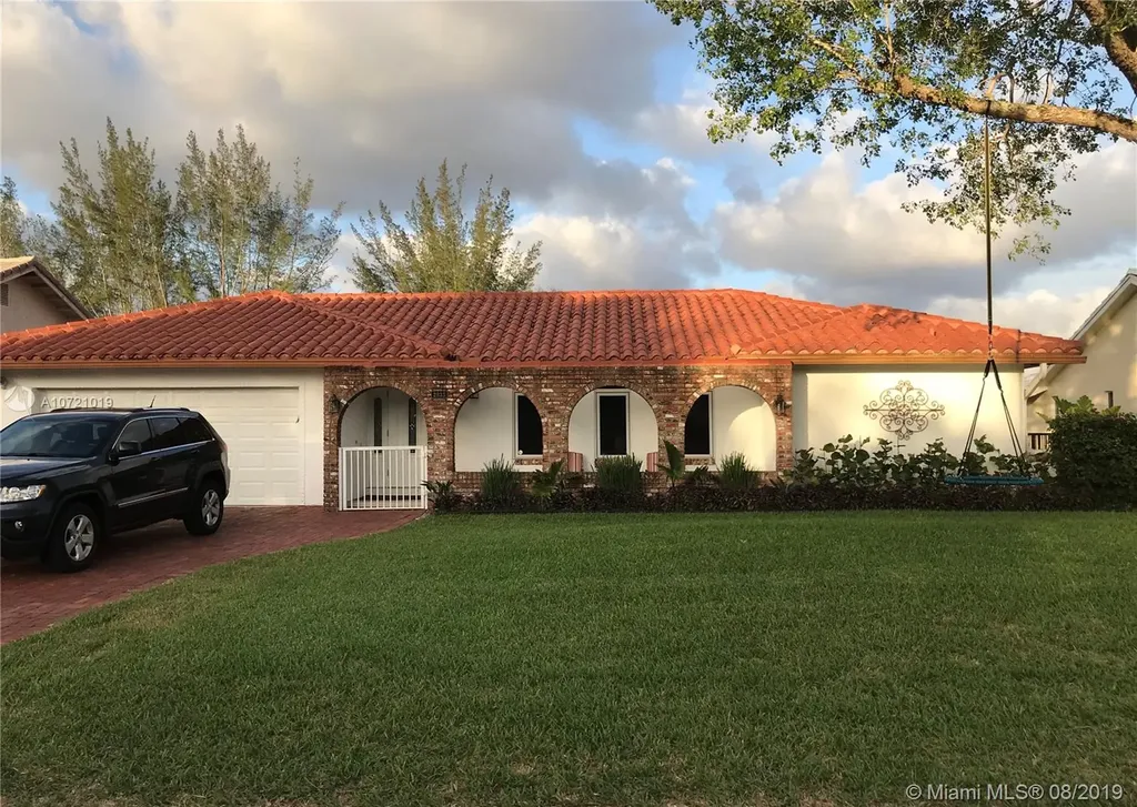 2033 NW 107th Drive Coral Springs FL 33071