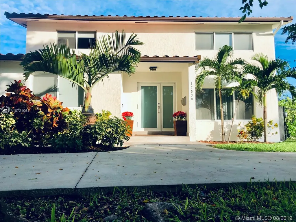 17530 SW 89th Court Palmetto Bay FL 33157