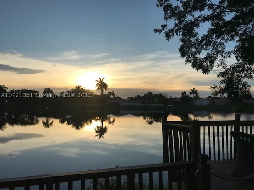 17090 SW 139th Place Miami FL 33177