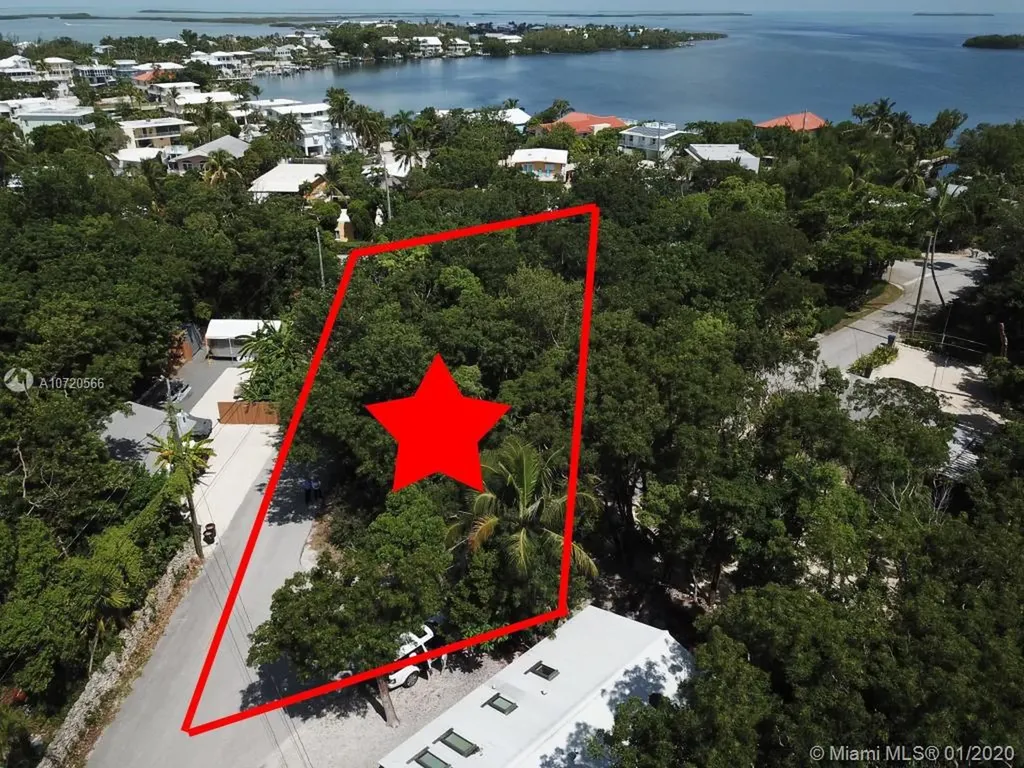 13 Pirates Drive Key Largo FL 33037