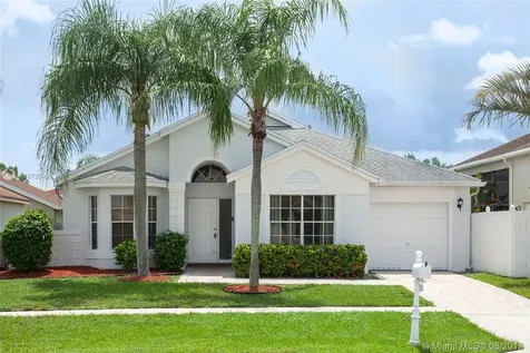 18932 La Costa Lane Boca Raton FL 33496